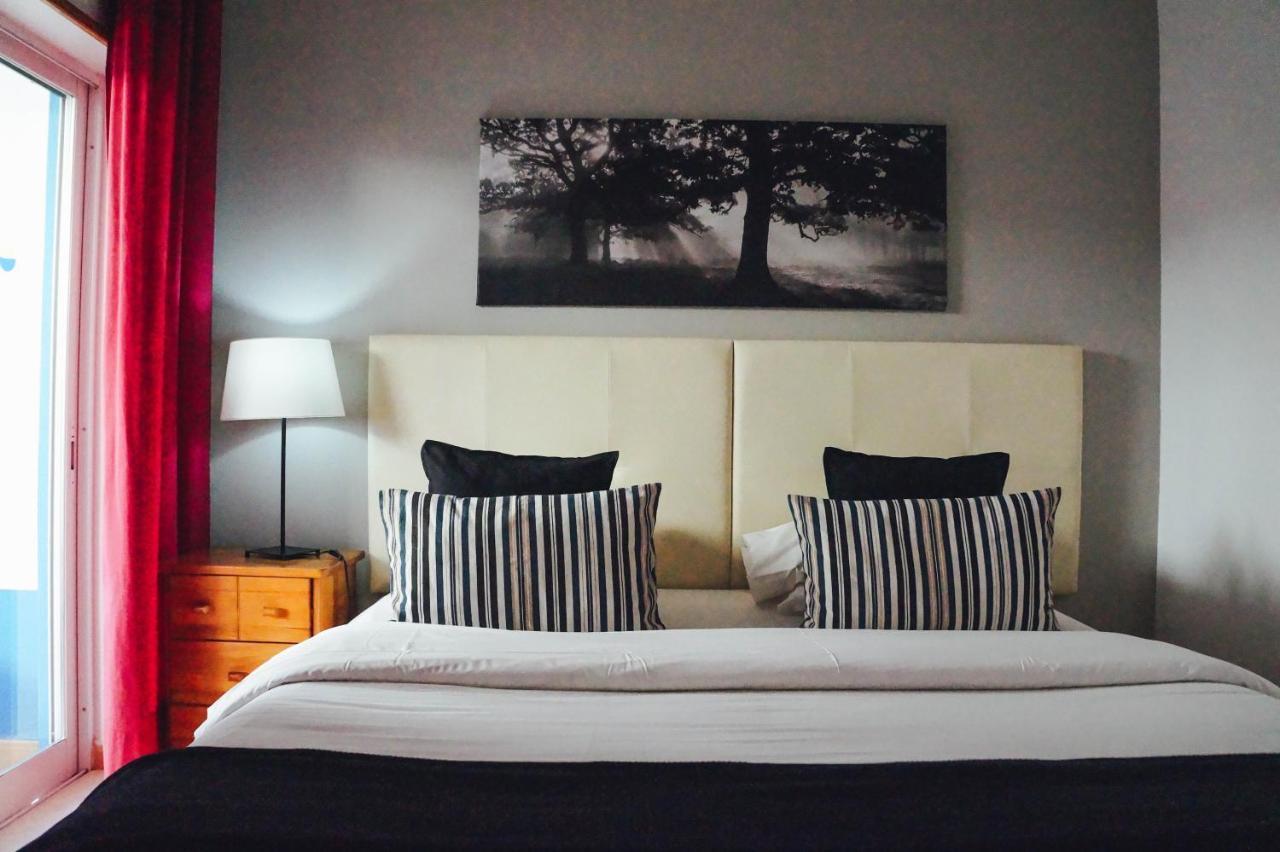 Oasis Beach Apartments Praia Da Luz Ngoại thất bức ảnh