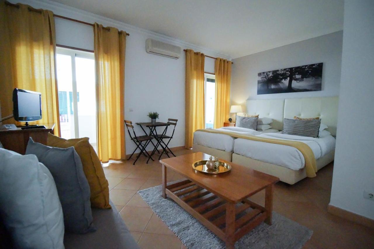Oasis Beach Apartments Praia Da Luz Ngoại thất bức ảnh
