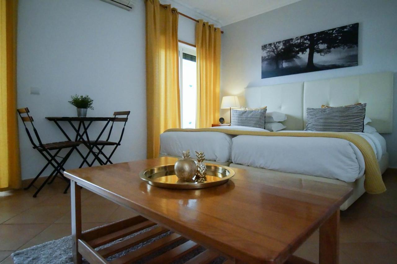 Oasis Beach Apartments Praia Da Luz Ngoại thất bức ảnh