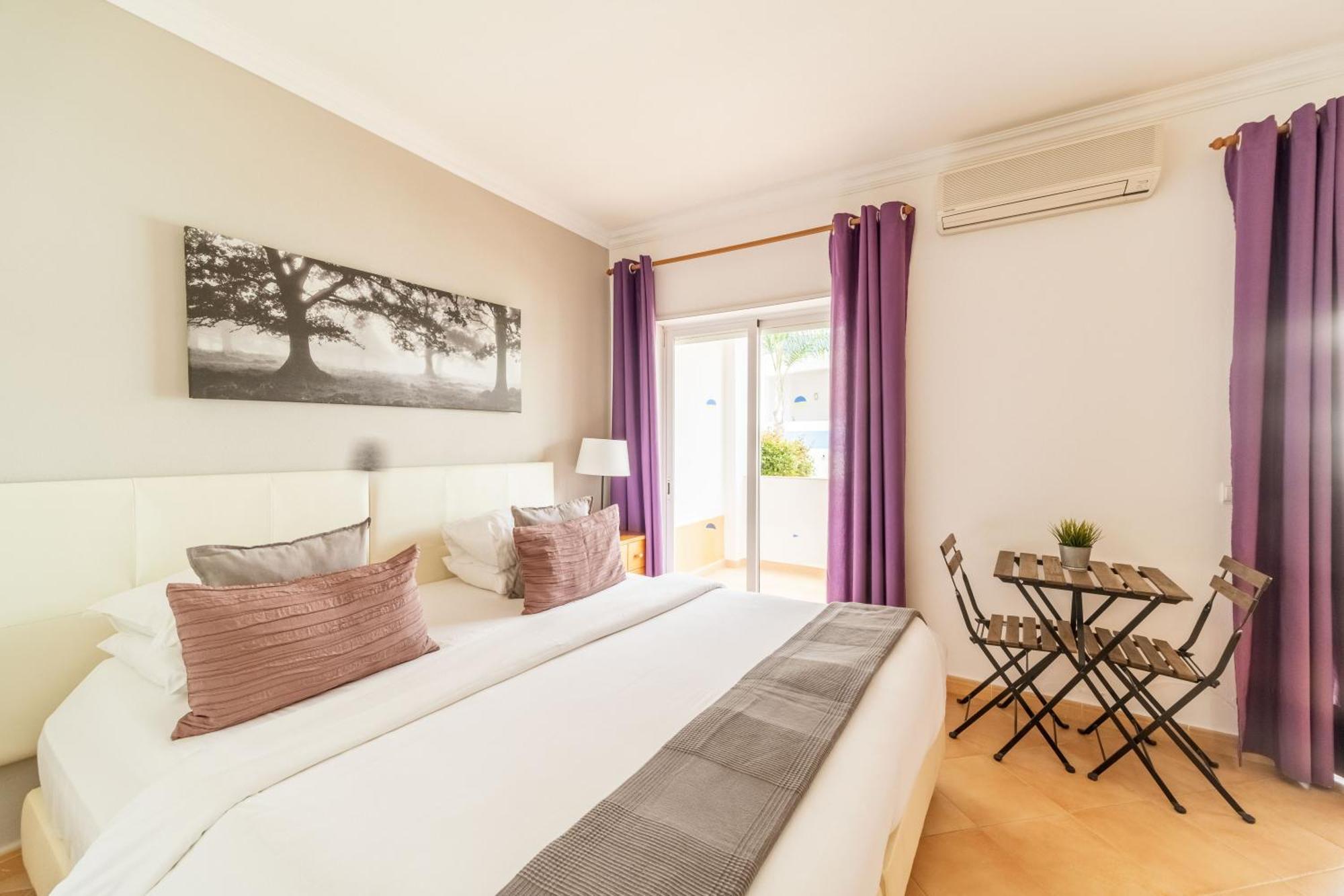 Oasis Beach Apartments Praia Da Luz Phòng bức ảnh