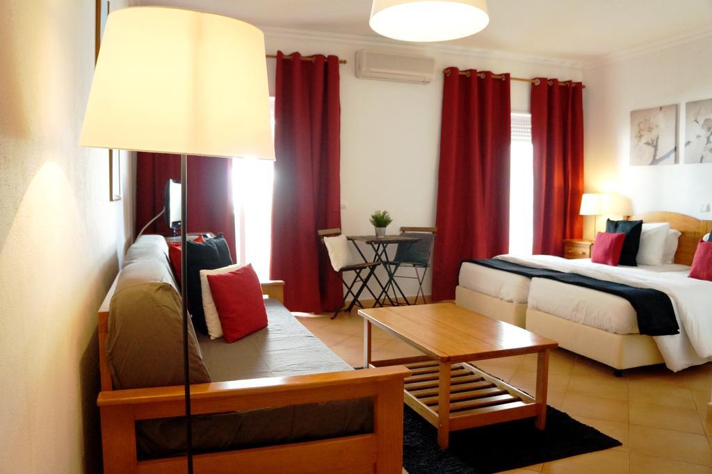 Oasis Beach Apartments Praia Da Luz Ngoại thất bức ảnh