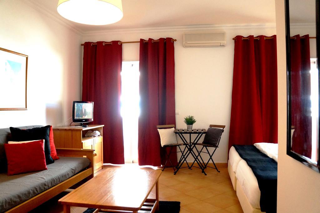 Oasis Beach Apartments Praia Da Luz Ngoại thất bức ảnh