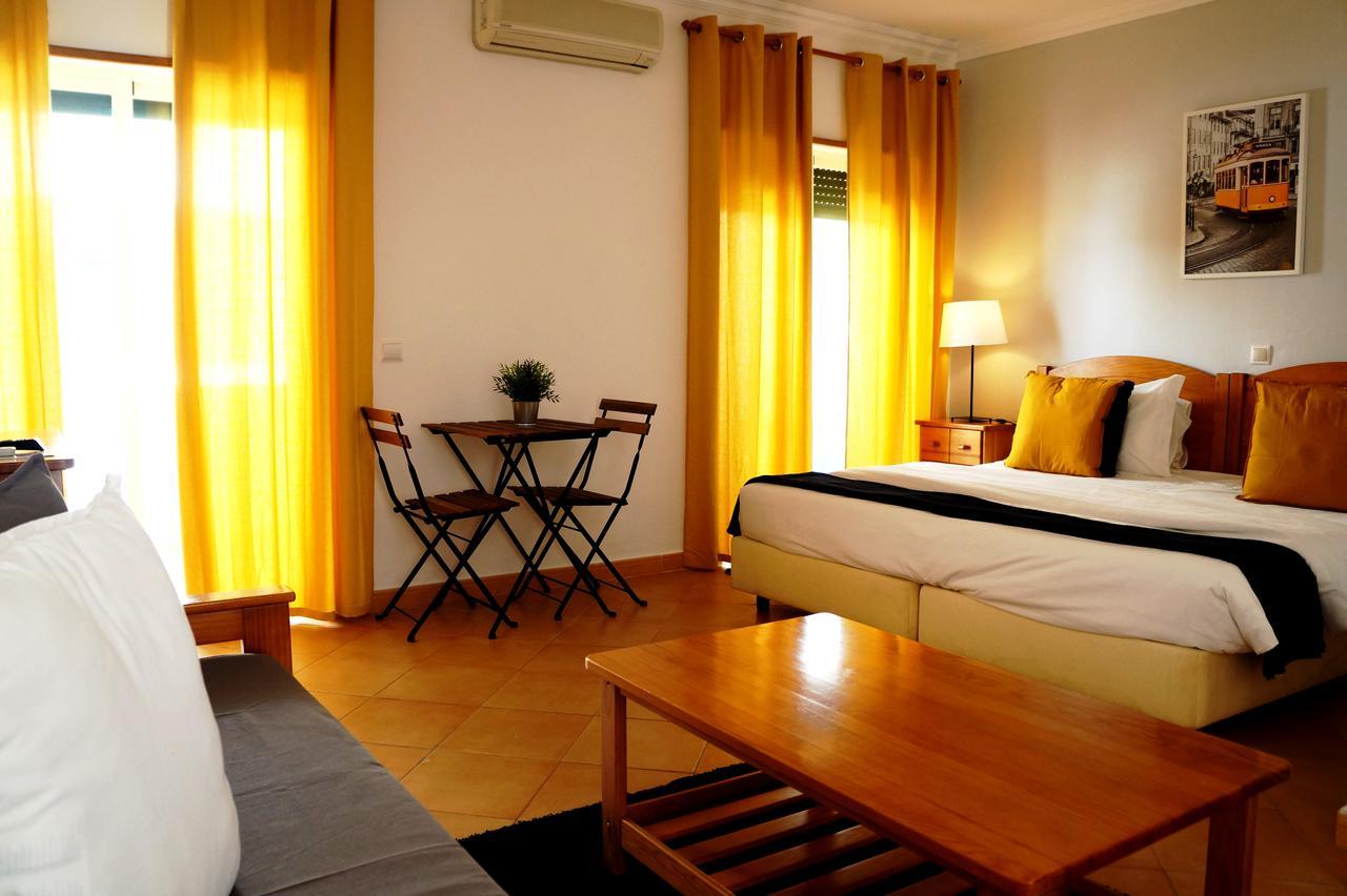 Oasis Beach Apartments Praia Da Luz Ngoại thất bức ảnh